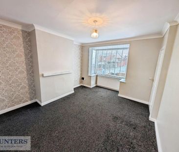 3 bedroom end of terrace house to rent - Photo 4