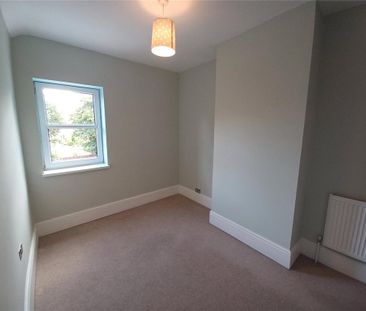 4 bedroom terraced house to rent - Photo 4