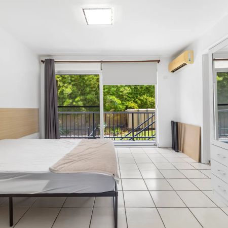 Welcome to 6/425 Bowen Terrace, New Farm - Where Lifestyle, Location, and Comfort Come Together - Photo 5