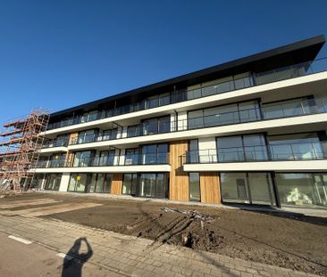 GELIJKVLOERS appartement met terras - Photo 1
