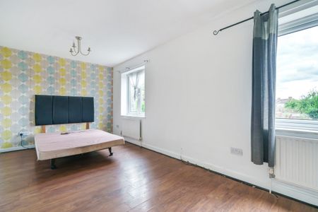 Beckenham Hill Road, London, SE6 - Photo 5