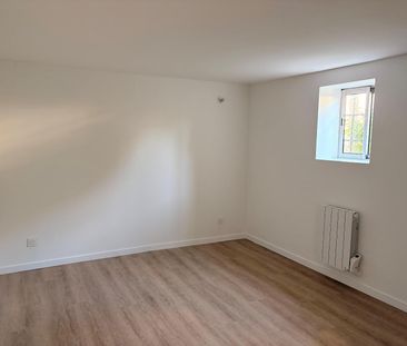Location Maison 4 pièces 81m² VILLENAVE D ORNON 33140 - Photo 2