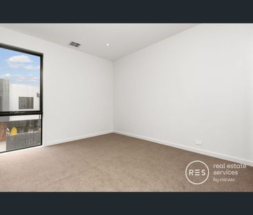 4 Seville View, Altona North, Vic 3025 - Photo 4