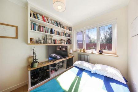 1 bedroom in a house share to rent - Photo 3