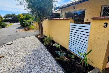 Beautiful coastal gem! - Photo 5