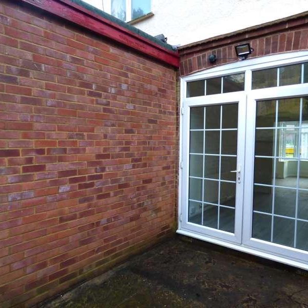 Meyrick Avenue, Luton, LU1 - Photo 1