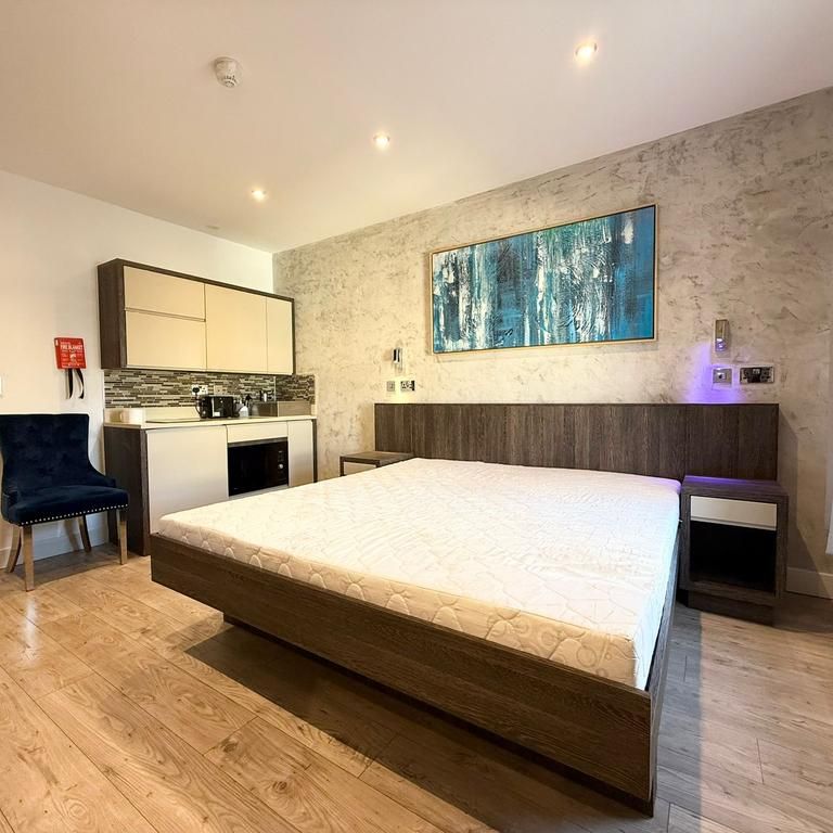 Studio to rent - Photo 1