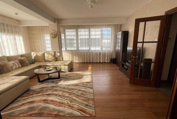 Inchirieri Apartamente 3 camere Bucuresti - Photo 1
