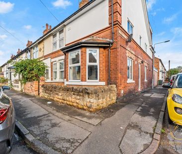 Forester Street Room 2 - Photo 3