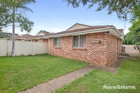 9/5A Binalong Road, Pendle Hill, NSW 2145 - Photo 4