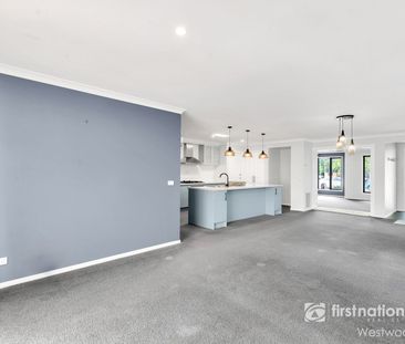 14 Buffalo Crescent, 3024, Manor Lakes Vic - Photo 5