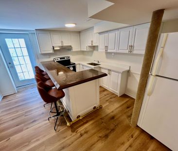 For Lease - 1450 Greenbriar Drive, Oakville, Ontario - Photo 1