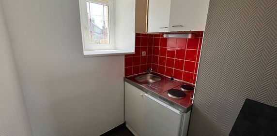 Location Appartement 1 pièce 18m² - Photo 2