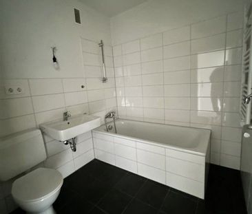 Bezugsfertige 3,5 Zimmer Wohnung Wohnung in ruhiger Lage! - Photo 1