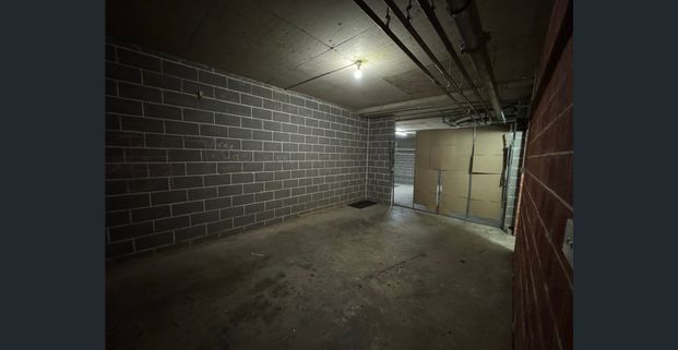 New carpet 4 Bedroom Townhouse Ready For Lease! - Photo 1