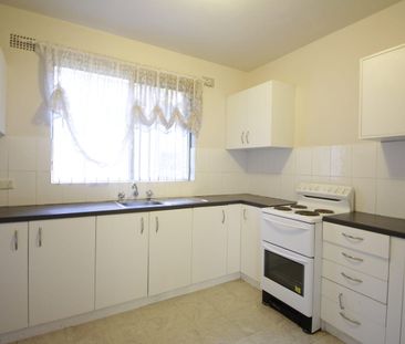 CLOSED TO ALL AMENITIES !!! - Photo 2