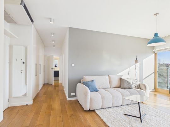 3 pokoje, ul. Kolejowa, metro, 64m2 - Фото 1