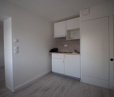 A louer Appartement 1 pièce(s) Elbeuf 76500 réf MILO-20 - Photo 2