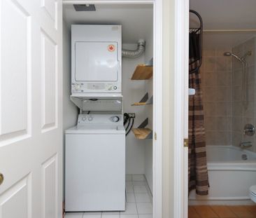 For Lease - 15 Michael Power Place Unit# 1604, Toronto, Ontario - Photo 6