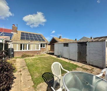2 bedroom bungalow to rent - Photo 1