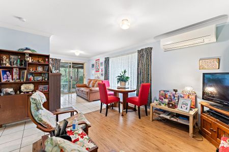 Lowset Family Home + Includes Solar - Photo 2