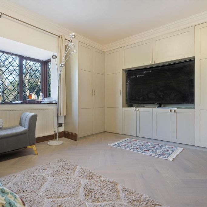 5 bedroom detached house to rent - Photo 1