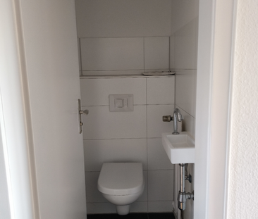 S-Heumaden: Moderne, helle 2-Zimmer-Dachgeschosswohnung mit Balkon - Photo 5