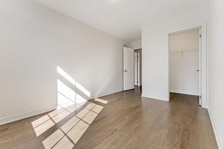 For Lease - 3083 Harvard Gardens, Oakville, Ontario - Photo 5