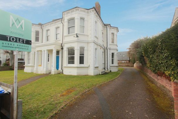 St. Andrews Court, 17-19 Victoria Road - Photo 1