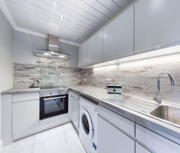 1 bedroom flat to rent - Photo 4