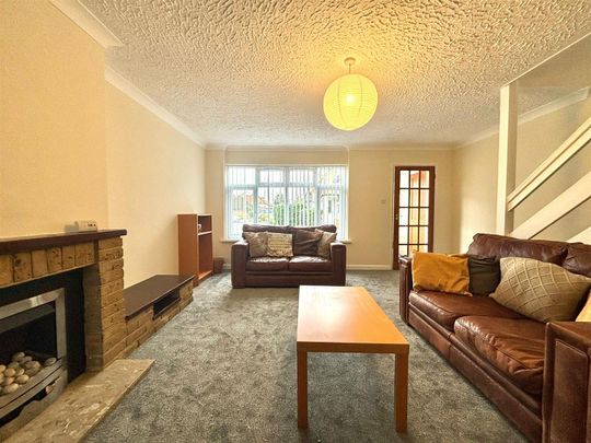 Wilton Close, Harmondsworth, West Drayton - Photo 1