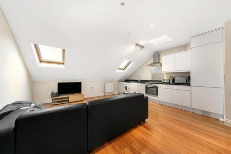 1 bedroom flat to rent - Photo 3