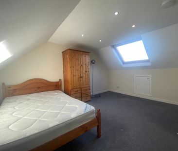 5 bedroom semi-detached house to rent - Photo 6