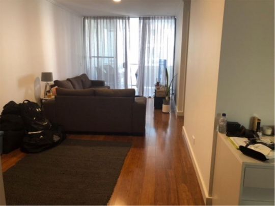 Don't miss out on this light and bright 1 Bedroom 1 Bathroom Apartment - Photo 1