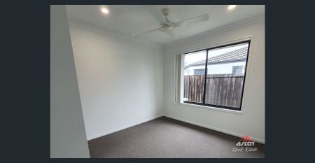 Modern 3 Bedroom Unit in Bargara - Photo 2