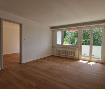 Komplett renovierte Wohnung in stadtnaher und dennoch ruhiger Lage - Photo 1