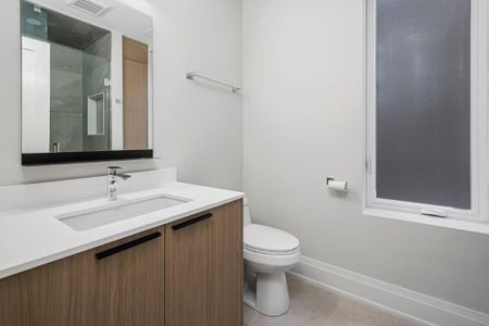 For Lease - 81 St John's Road Unit# Main, Toronto, Ontario - Photo 3