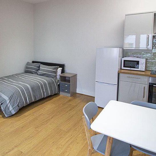 Studio to rent - Photo 1