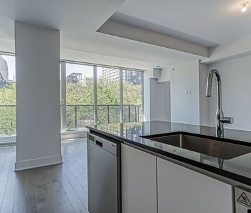 2320 Rue Tupper Montréal (Ville-Marie), QC H3H - Photo 5