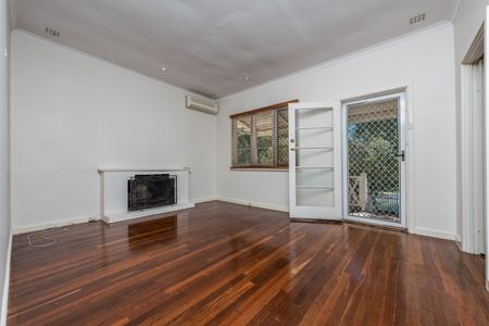 29 Langley Crescent, Innaloo WA 6018 - House For Rent | Domain - Photo 3