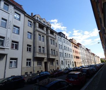 Erstbezug nach Reno- Vierraumwohnung mit Balkon - Photo 1