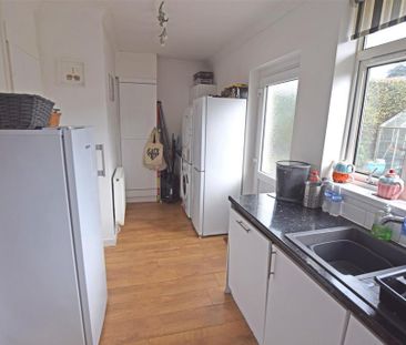3 bedroom bungalow to rent - Photo 6