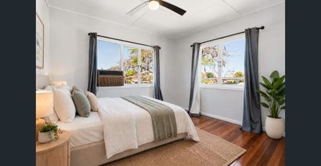 3 Bed + Office, Great Storage - Walk to Bus, Rail & Schools - Photo 3
