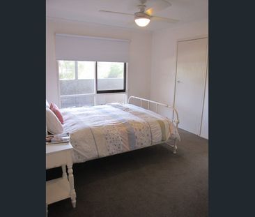 Relaxed coastal living - Photo 3