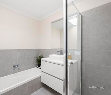 2/2 Gordons Road, Templestowe Lower - Photo 5