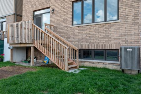 For Lease - 232 Wilmot Road, Brantford, Ontario - Photo 2