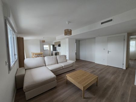 Location Appartement 4 pièces 94m² TALENCE 33400 - Photo 3