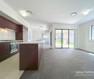 Exquisite Double-Storey Family Home - Photo 1