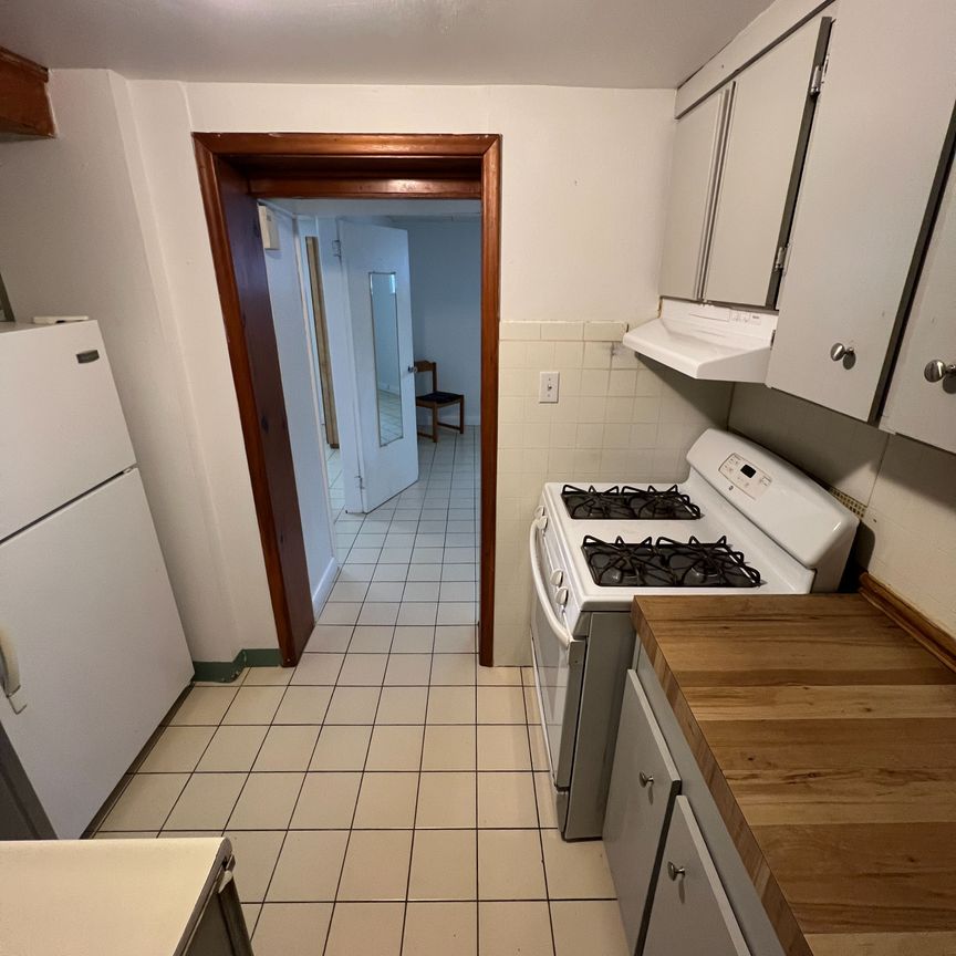 For Lease - 9 Dalbeattie Avenue Unit# Basement 2, Toronto, Ontario - Photo 1