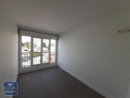 Location Appartement 5 pièces 82m² LE MANS 72000 - Photo 4